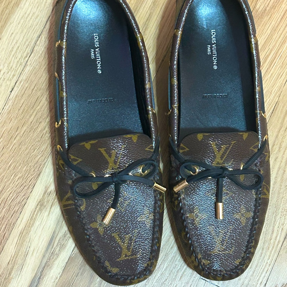 LOUIS VUITTON MOCCASIN DRIVER SIZE 40